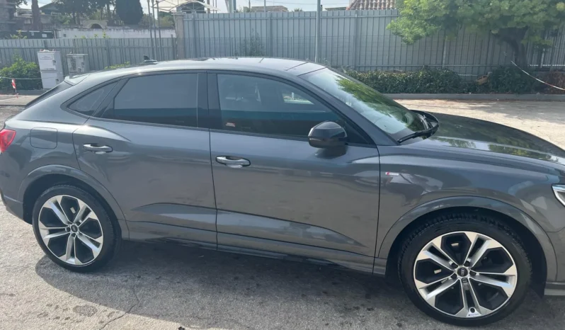 
								AUDI Q3 SPORTBACK completo									