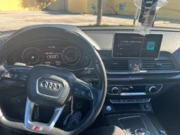 
										Audi Q5 S Line 3.0 V6 – 286cv completo									