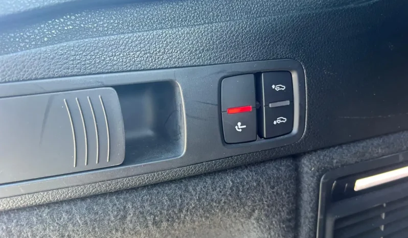 
								Audi Q5 S Line 3.0 V6 – 286cv completo									