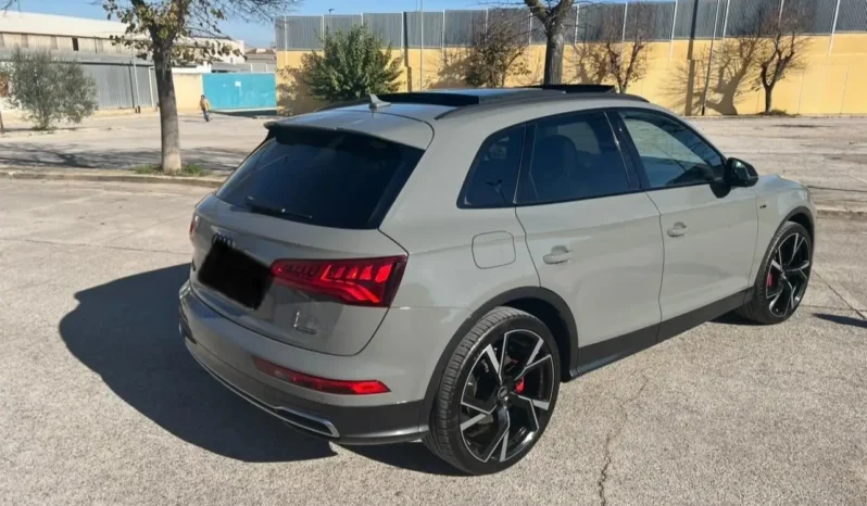 
								Audi Q5 S Line 3.0 V6 – 286cv completo									