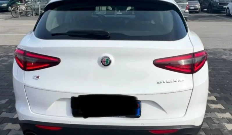 
								Alfa Romeo STELVIO 2.2 210cv Q4 completo									