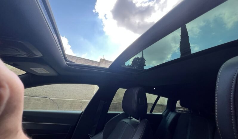 
								Peugeot 508 EAT8 completo									