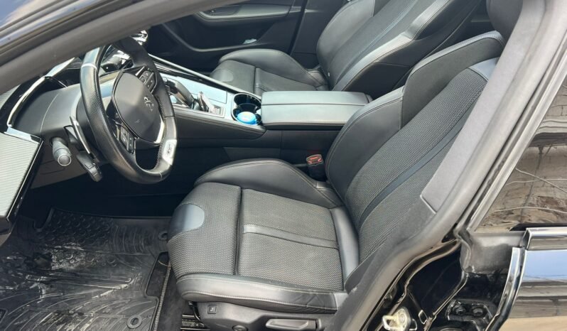 
								Peugeot 508 EAT8 completo									