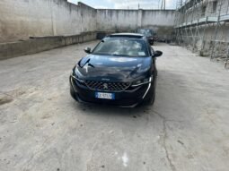 
										Peugeot 508 EAT8 completo									