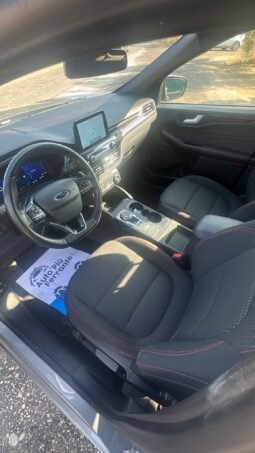 
										Ford Kuga ST-Line 2022 completo									