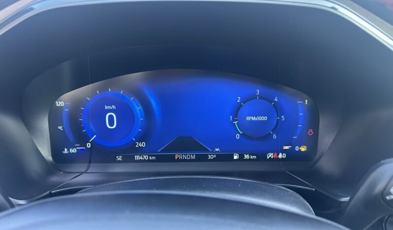 
								Ford Kuga ST-Line 2022 completo									