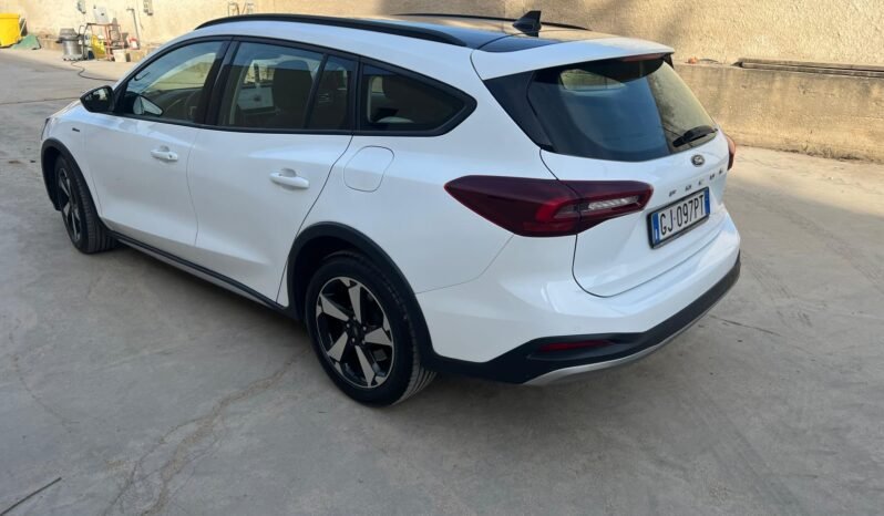 
								Ford Focus Active 2022 completo									