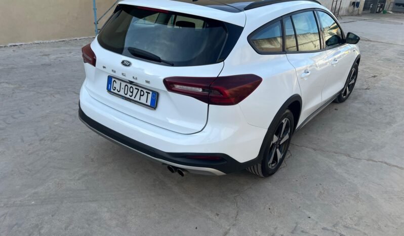 
								Ford Focus Active 2022 completo									