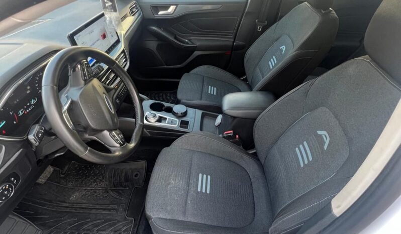 
								Ford Focus Active 2022 completo									