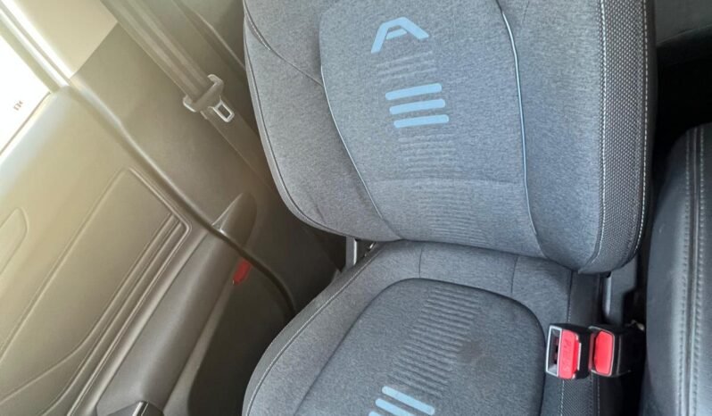 
								Ford Focus Active 2022 completo									