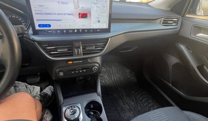 
								Ford Focus Active 2022 completo									